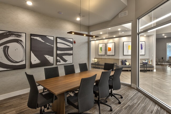 Photo - Fountain Place