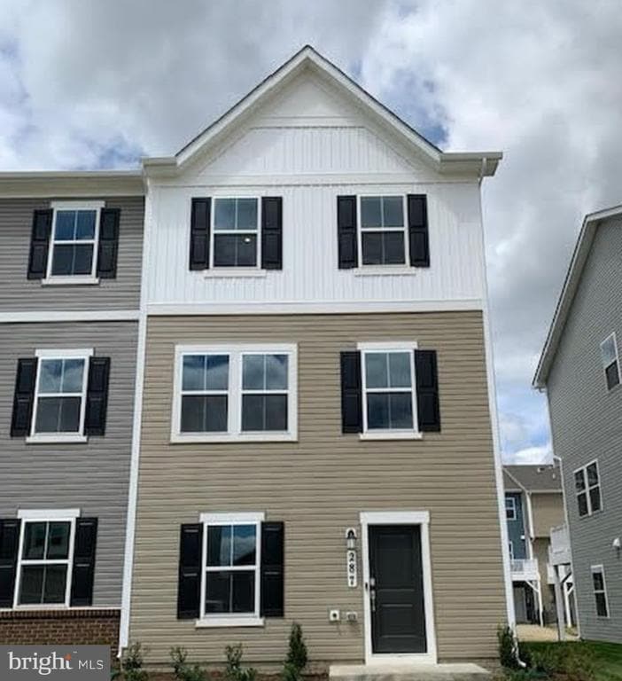 Photo - 287 Mineral Springs Rd Townhome