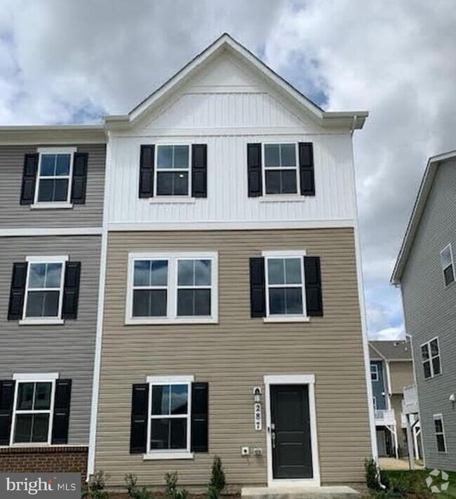Building Photo - 287 Mineral Springs Rd Rental