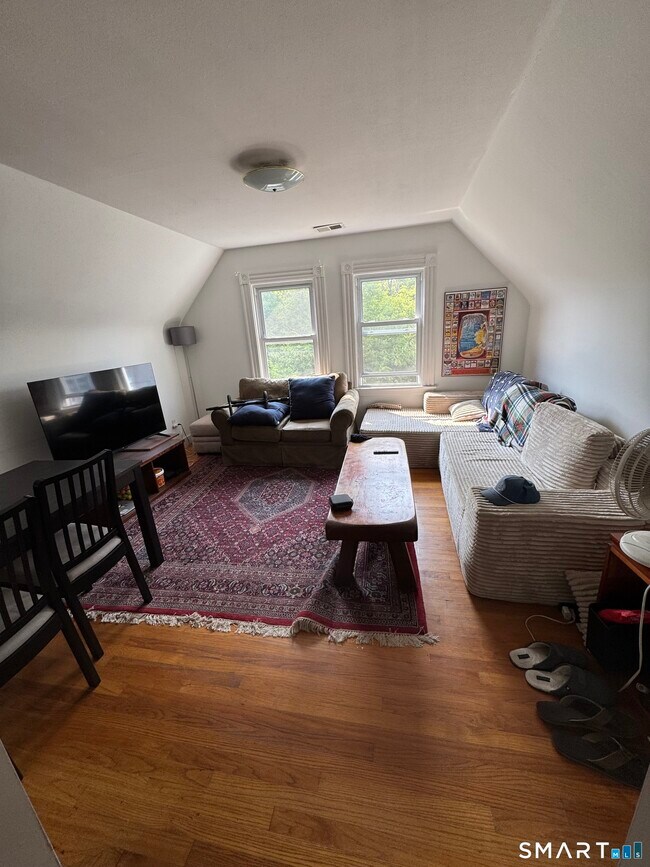 Photo - 789 Orange St Unit 3