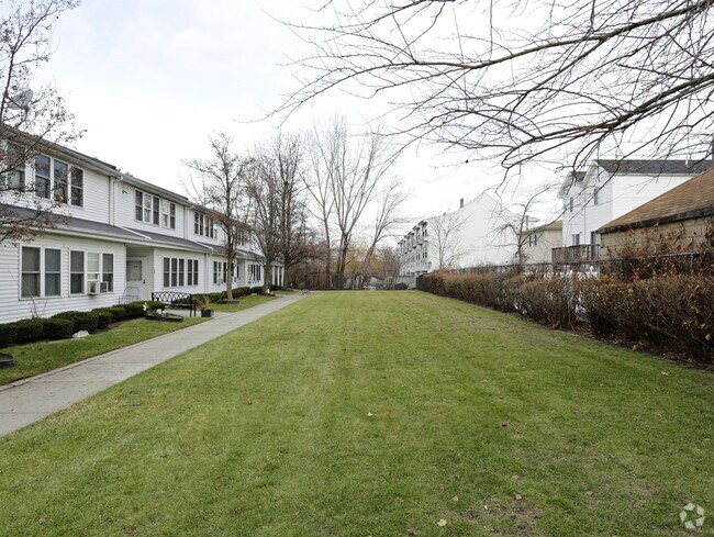 Photo - Bridgeview Apartments