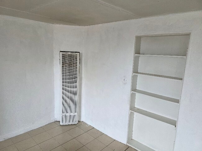 Photo - 1711 1/2 Agua Fria St Unit B