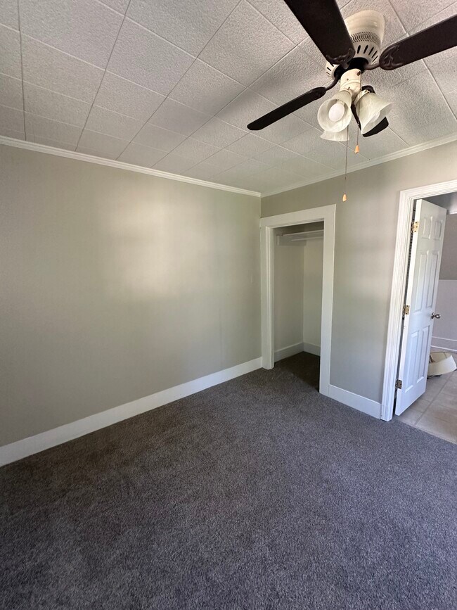 Photo - 1107 Markham Ave Casa