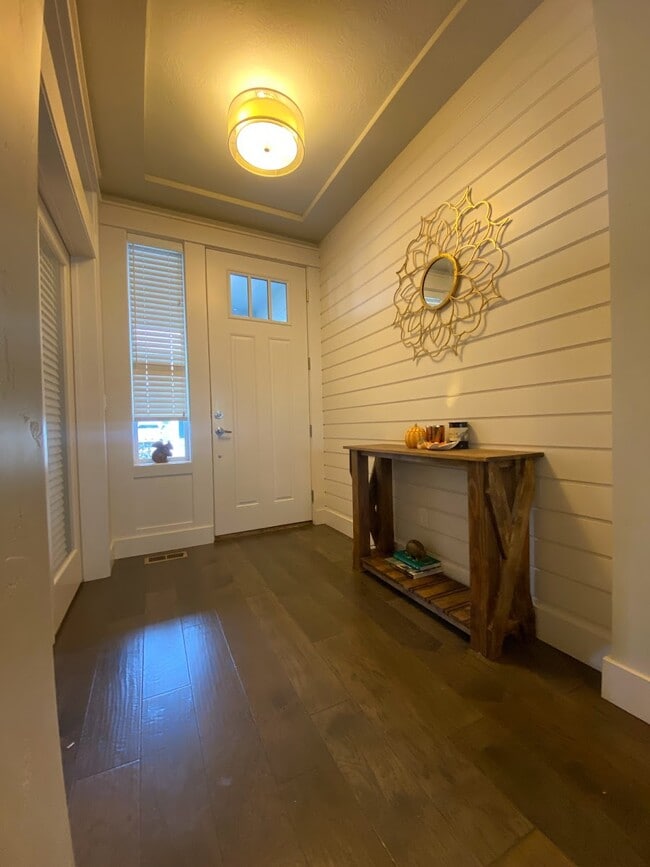 Photo - 4127 W Bavaria St