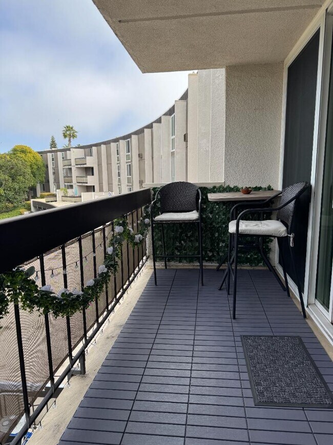 Photo - 3050 Rue D’Orleans
