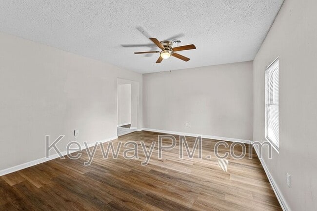 Photo - 2631 Drayton Dr