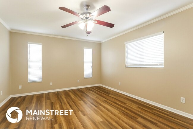 Photo - 2211 NE 5th Ave