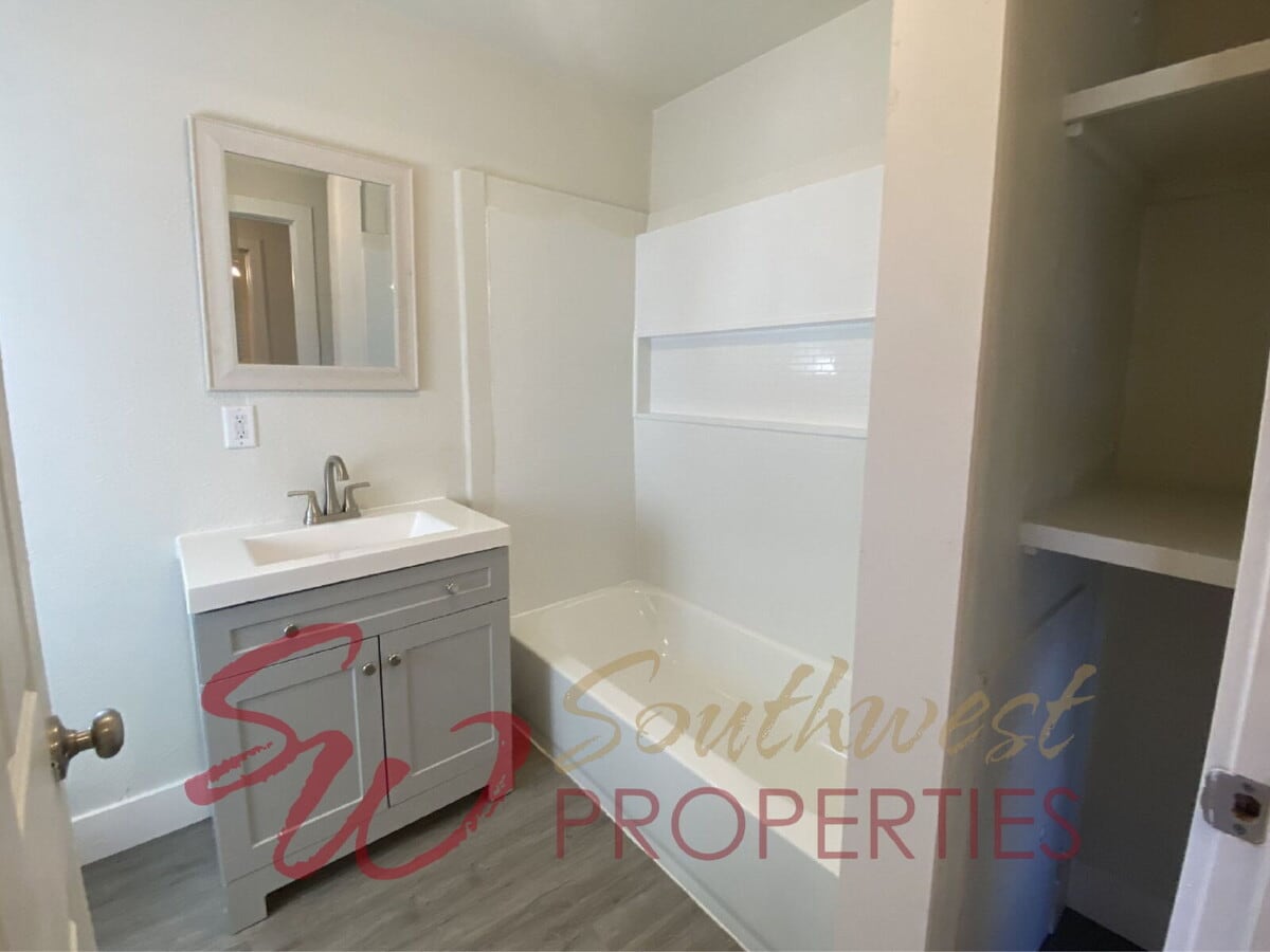 Photo - 1 bed, 1 bath rental close to City Park