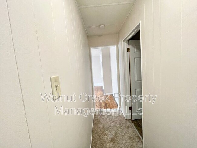 Photo - 810 E Erie Ave Unit #4