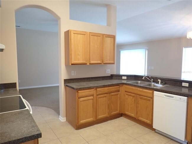 132 Berkshire Ln
