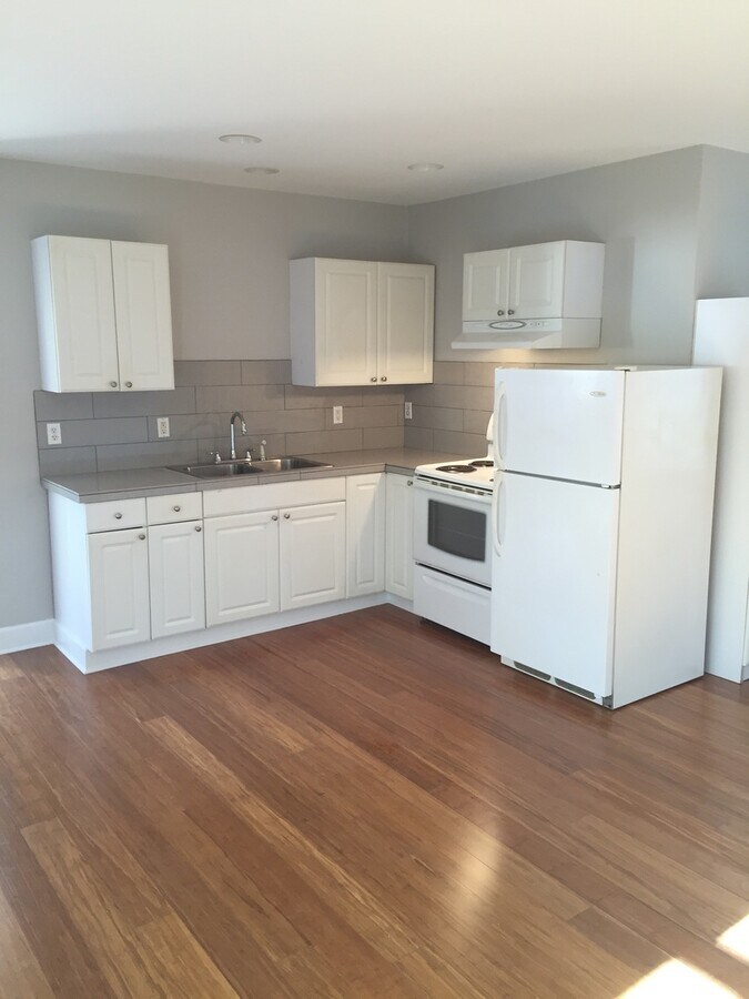 Cora House - Cora House Unit Apt C