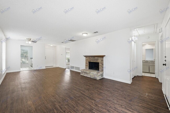 Photo - 2728 Westchester Dr