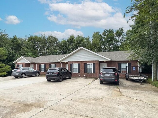 Building Photo - 299-F3 Raleigh Drive Rental