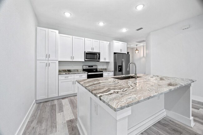 Photo - 26372 Explorer Rd