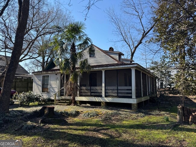 Photo - 455 N Harris St