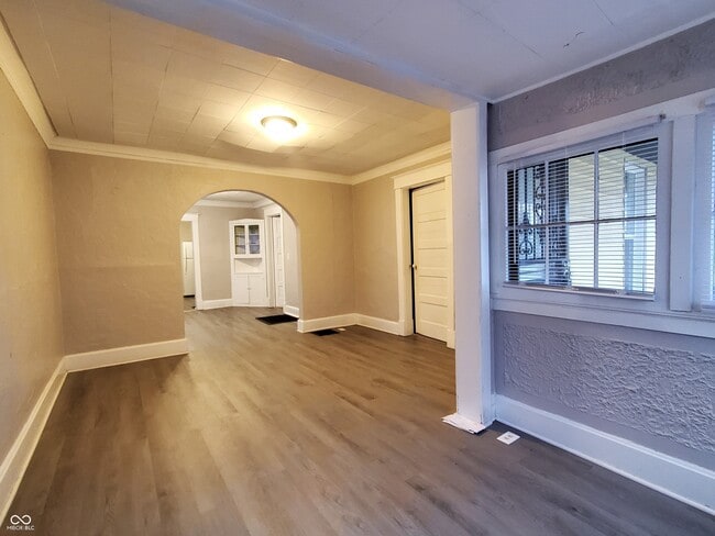 Photo - 350 S Oxford St