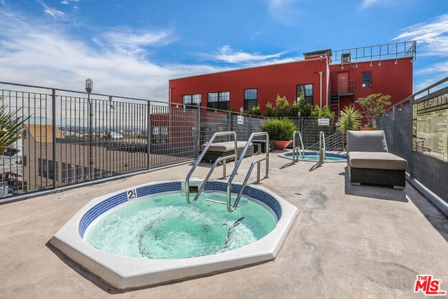 Photo - 746 S Los Angeles St Unit 603