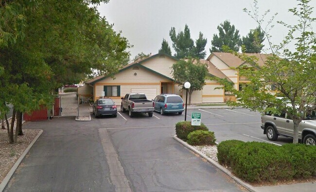 Photo - 1885 Auction Rd Unidad #1885