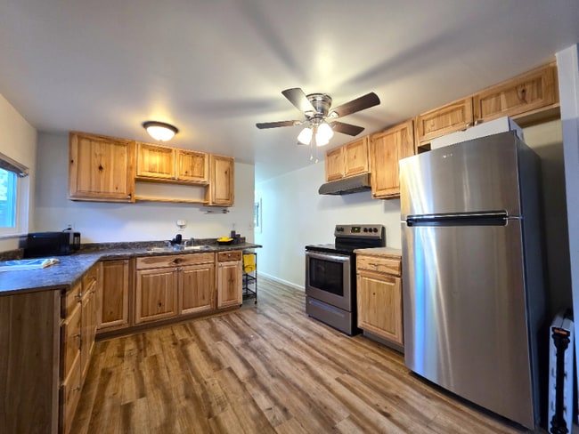 Photo - 8397 Golden Valley Blvd