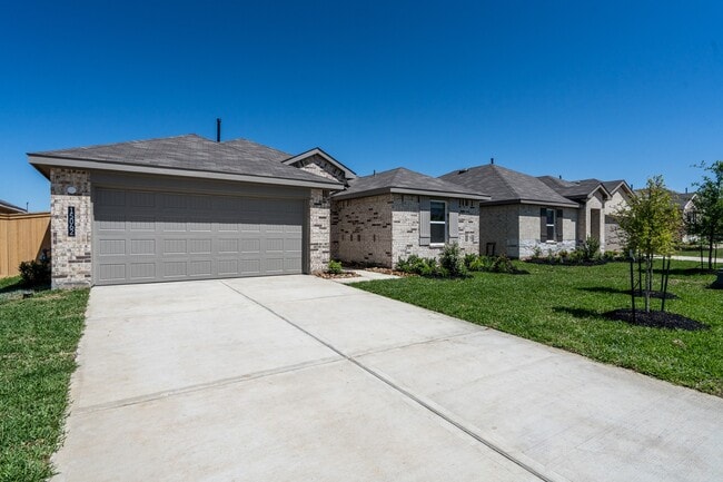 Building Photo - 15062 High Rpds Ln Rental