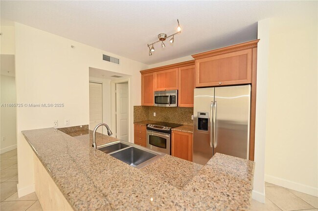 Photo - 55 Merrick Way Unidad 723