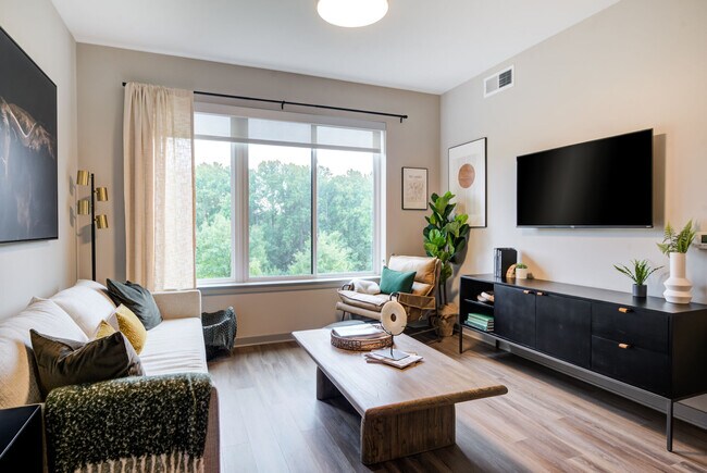 Vista Fairfax Corner apartments — community photo