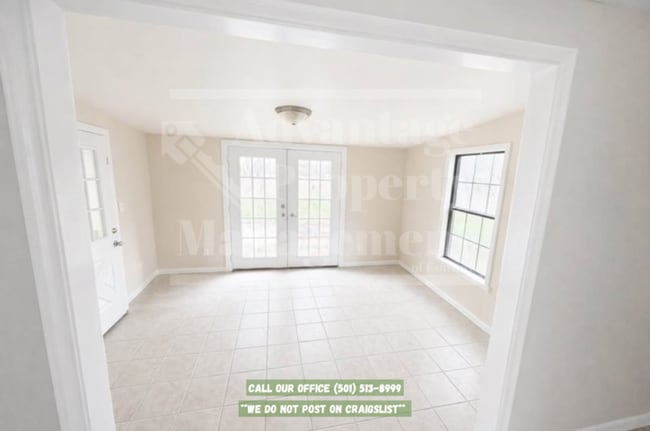 Photo - 1012 Woodside Dr