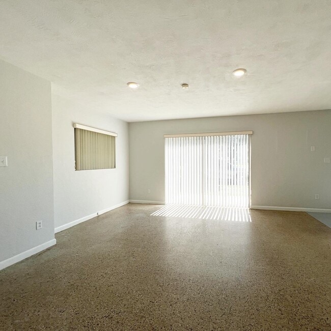 Photo - *Charming 2-Bedroom Bungalow with Fenced B...