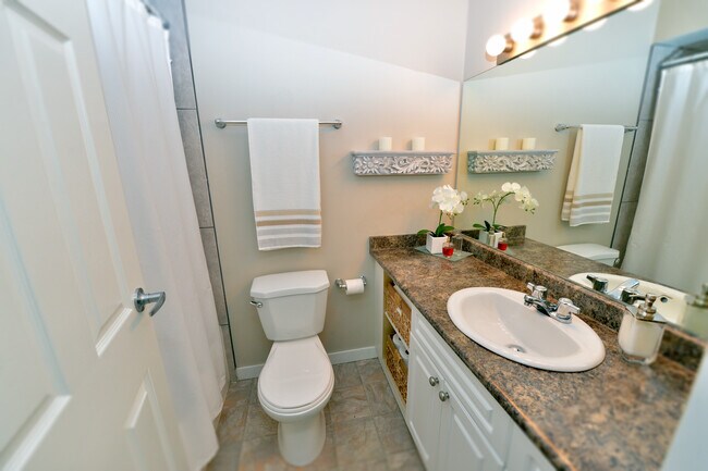 Photo - Riverside Gardens