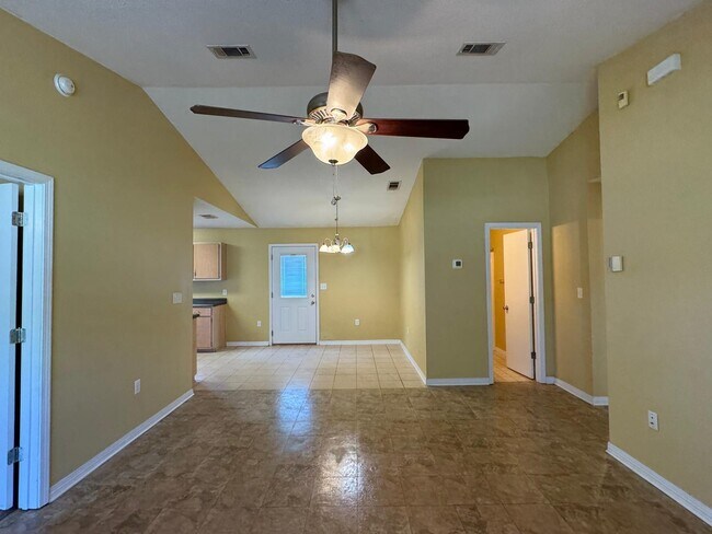 Photo - 2870 Aplin Rd
