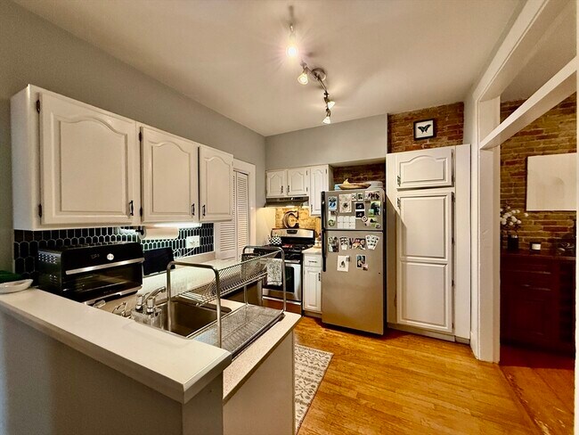 Photo - 2 Pearl St Pl Unit 4