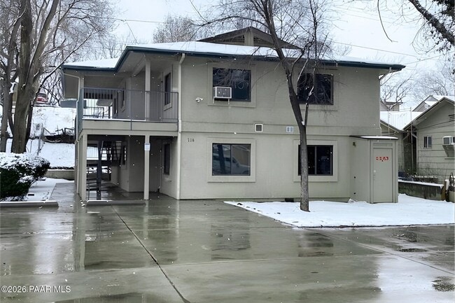 Building Photo - 114 S Virginia St Unit A