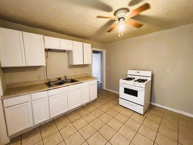 Photo - 329 NW 84th St Unit 3213 Meta-1