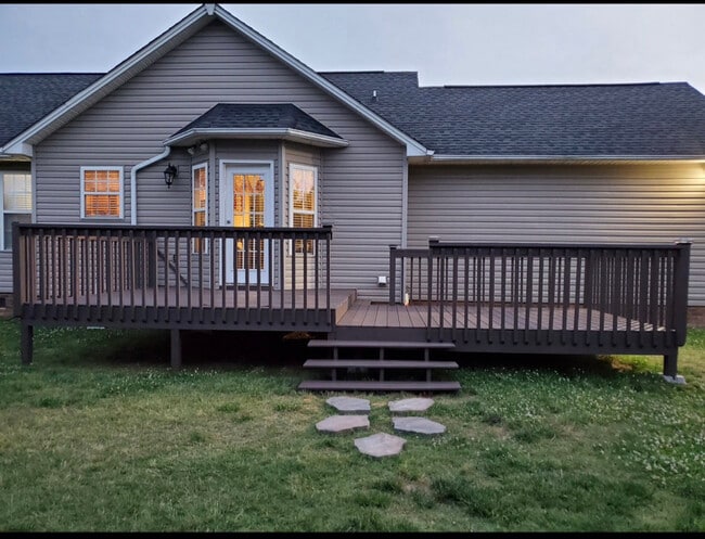 Photo - 2011 Taylor Rd