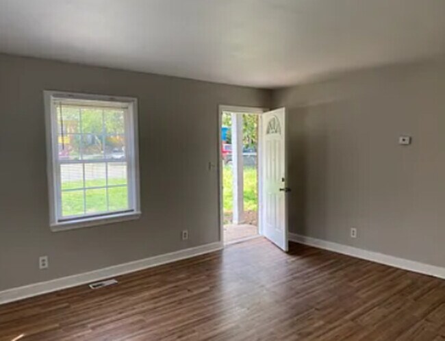 Photo - 2613 Remington St