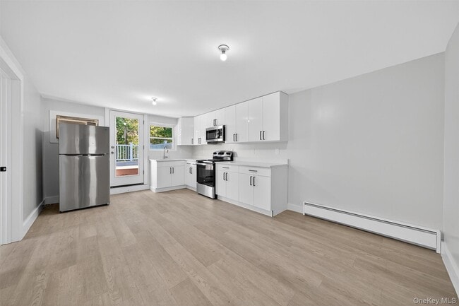 Photo - 12 N Church St Unit 201