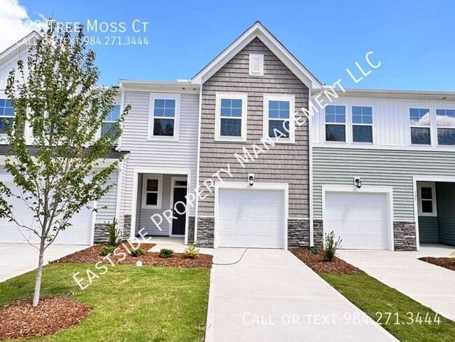 Building Photo - 123 Tree Moss Ct