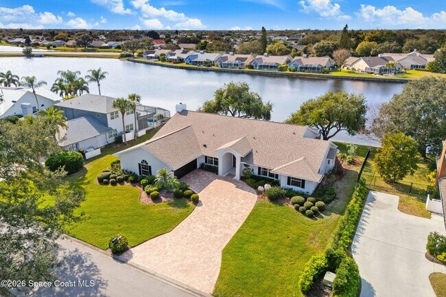 Photo - 662 Rossmoor Cir