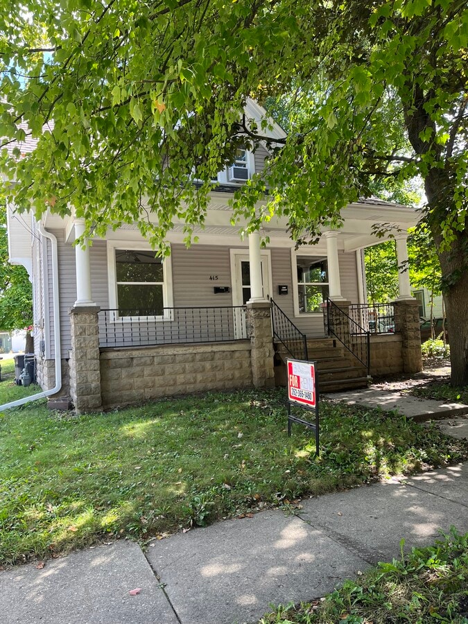 415 Barney St Townhome Townhome Rental in Waukesha WI