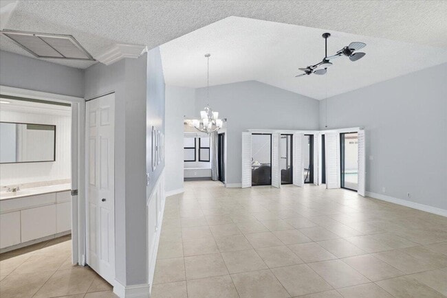 Photo - 21583 Villa Nova Dr