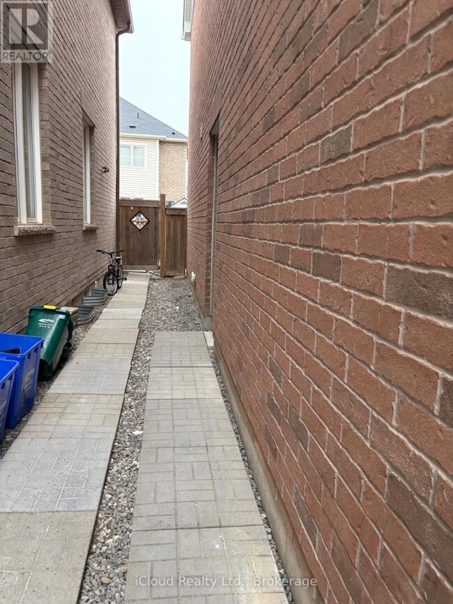 Photo - 454 Grey Lndg