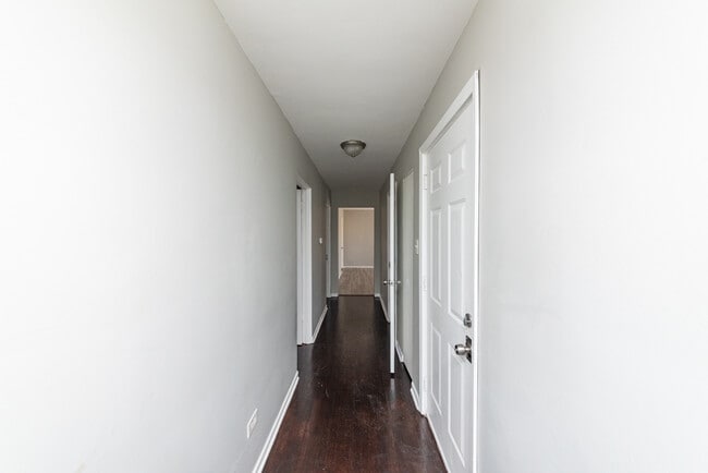 Photo - 3058 N Kostner Ave Unit 2W