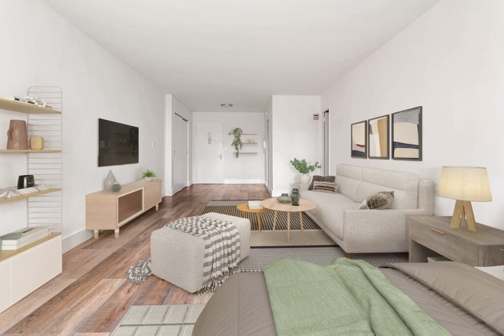 Photo - 104-40 Queens Blvd