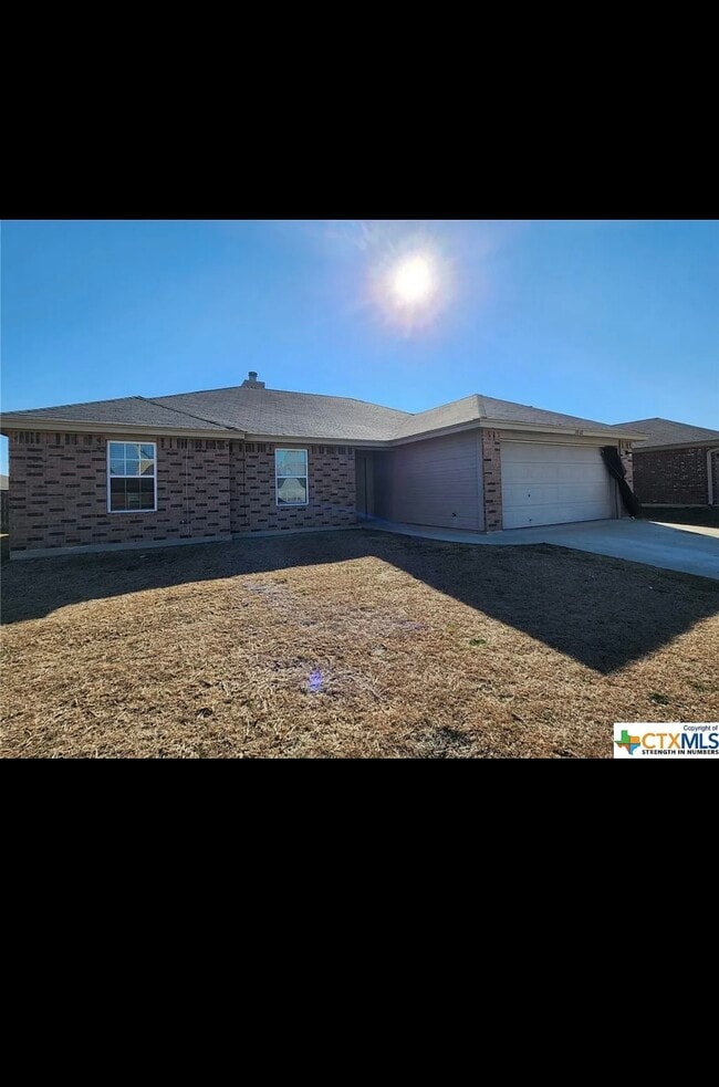 Building Photo - 3802 Clementine Dr Rental