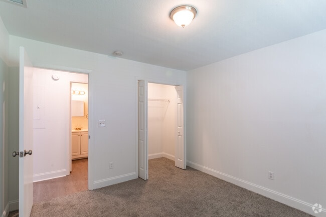 1BR, 1BA - Bedroom