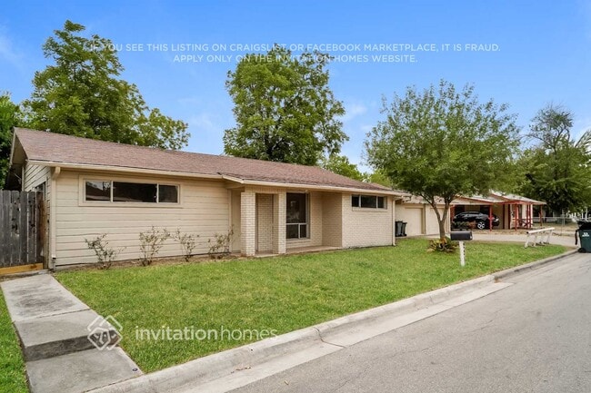 Photo - 221 Ellis St