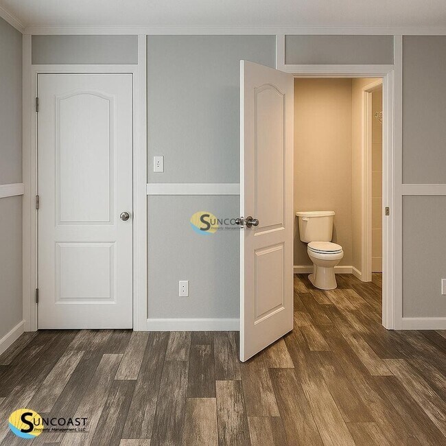 Photo - 6568 Coolidge St