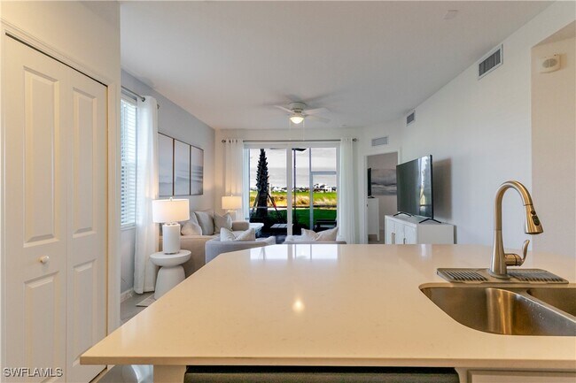 Photo - 15345 Grn Acrs Ave Unidad 2111