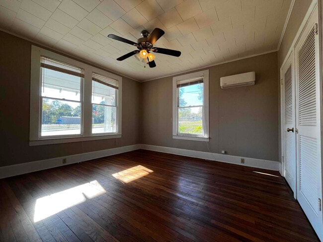 Photo - 610 Minnesota Ave