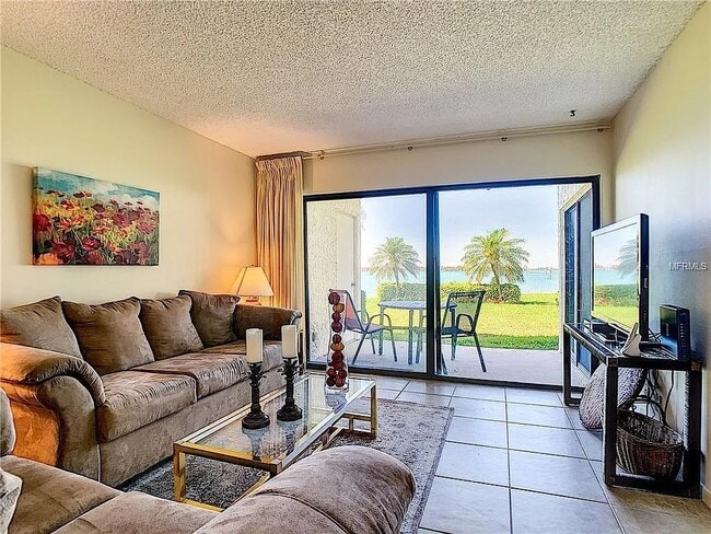Building Photo - 6287 Bahia del Mar Cir Unit Waterfront Isla Del Sol Rental